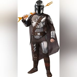 Kid's Mandalorian Costume w/ Cape Size L (12-14)